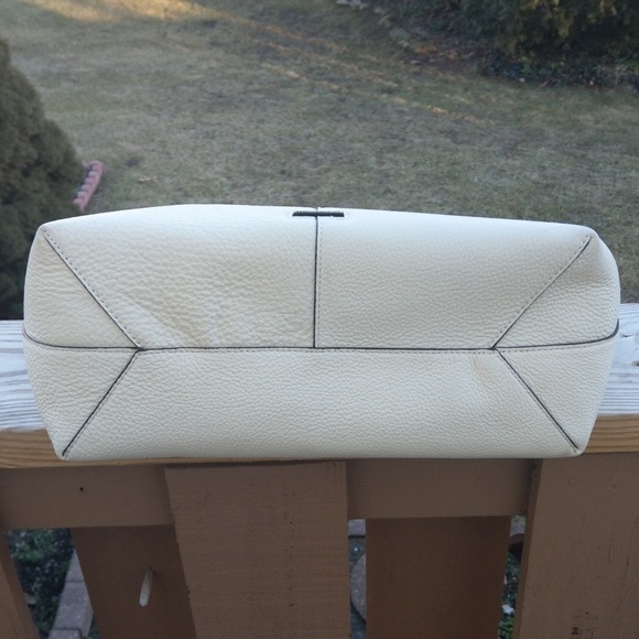 Rebecca Minkoff Sherry Tote in Antique White FIRM - Picture 3 of 6